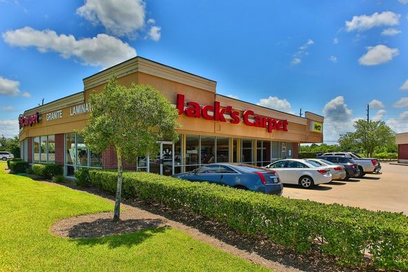 Silverlake Plaza II: 9330 Broadway St, Pearland, TX 77584